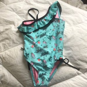 Sz 4 off the shoulder girl’s bathing suit